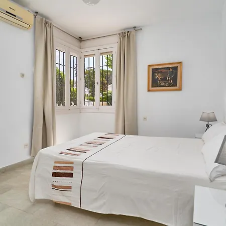 Rodriguez Acosta 22 Villa *